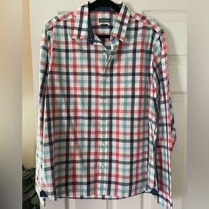 Van Heusen Men’s Slim Fit Button Up